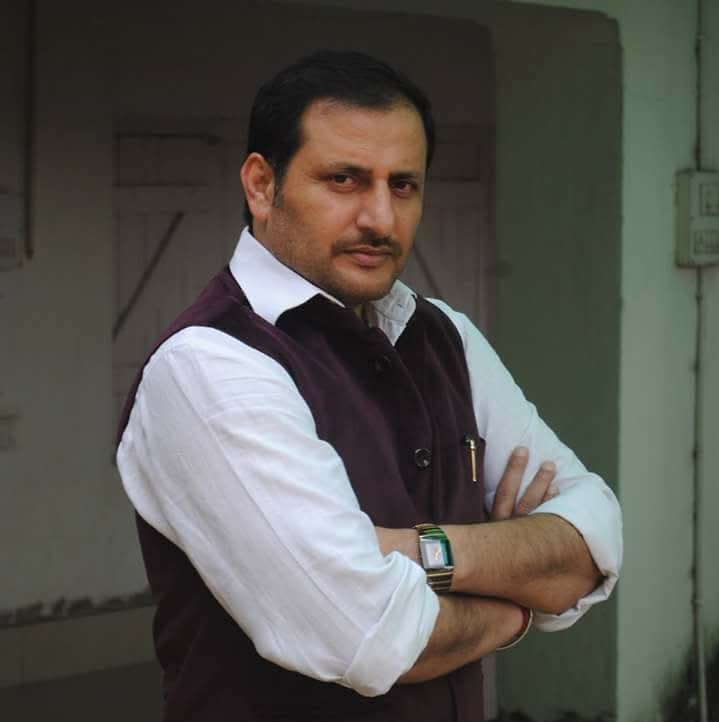 tpsingh21's tweet image. इस बार उप मुख्यमंत्री के पद पर राजपूतों का हक था। लेकिन यदि आपको बीजेपी के द्वारा की गई बेइज्जती का एहसास नहीं है तो राम ही मालिक है बिहार के क्षत्रियों का.... अब विरोध भी नहीं करिएगा ?

बीजेपी जहां भी मजबूत हो रही है वहां वो राजपूत को किनारे लगा रही है।

1/