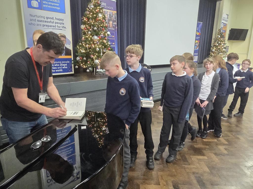 whs_schlibrary's tweet photo. We had such a great day with the brilliant @tompalmerauthor who visited us yesterday! Lots of engagement and questions from our fantastic students, as well as from the awesome Y6s from @walesprimary. @waleshighnews @WalesHigh https://t.co/tGzsu3bKWc