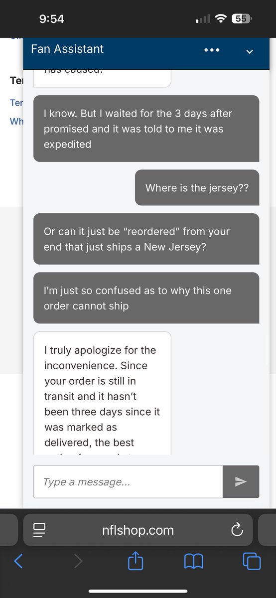 DollarTreeGoose's tweet photo. Can I get some help on this @OfficialNFLShop package legit will not ship https://t.co/iqMil12Xe4