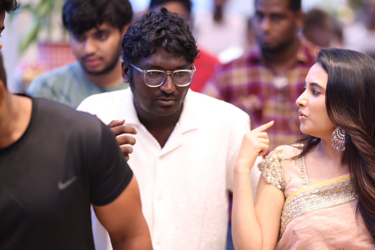 Happy Birthday to my favourite <a href="/priyankaamohan/">Priyanka Mohan</a> mam 🤍
Admiring your kindness and talent always more blockbusters incoming 🥰

#HBDPriyankaMohan