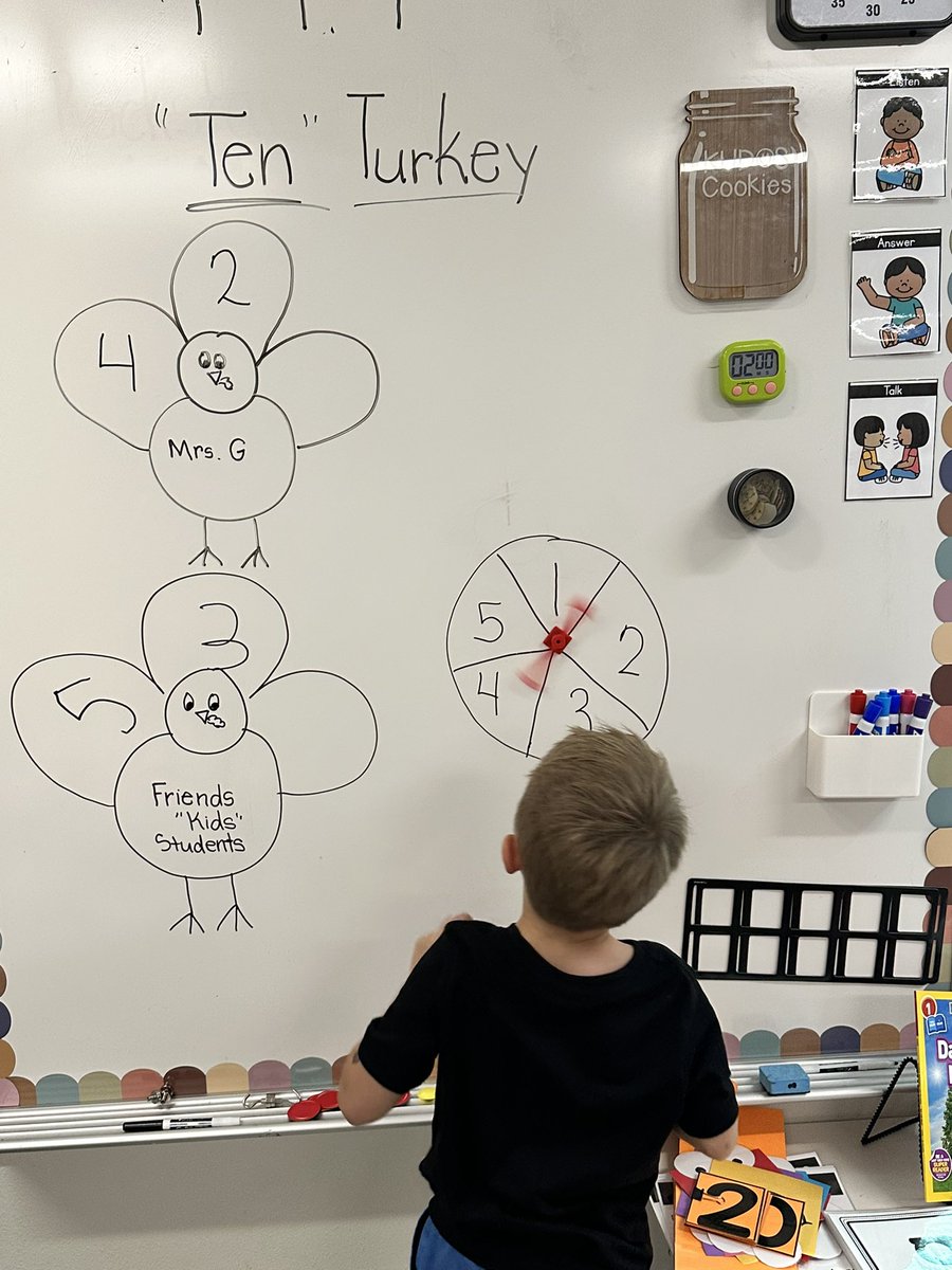 ngriffith106's tweet photo. A friendly game of 10 Turkey is a great way to flex our math brains. Reviewing number combinations while also comparing numbers. #rockyourrole #wearedegan #onelisd https://t.co/4hp4VUx8gh