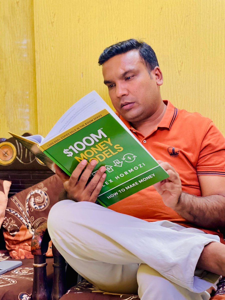 Just finished $100M Money Models - a masterpiece for a reason.

One line changed everything:
“Think more ways to sell the same thing, not more things to sell.” 💡

<a href="/AlexHormozi/">Alex Hormozi</a> <a href="/LeilaHormozi/">Leila Hormozi</a>