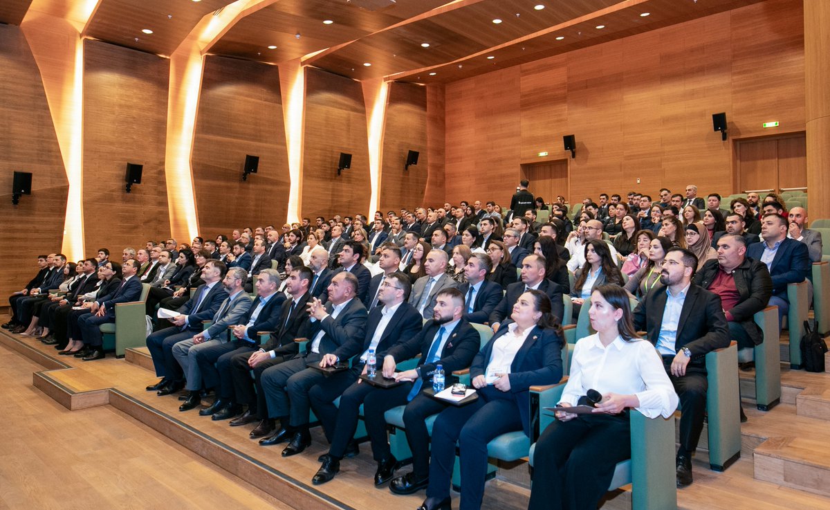 azmetrology's tweet image. Azərbaycan Metrologiya İnstitutu  və Azərbaycan Standartlaşdırma İnstitutunun nümayəndələri SOCAR tərəfindən təşkil olunan “#ÜmumdünyaKeyfiyyətHəftəsi 2025” tədbirində iştirak ediblər.

Ətraflı – bit.ly/4a47hcL

#Antiinhisar #CompetitionGovAz #SOCAR