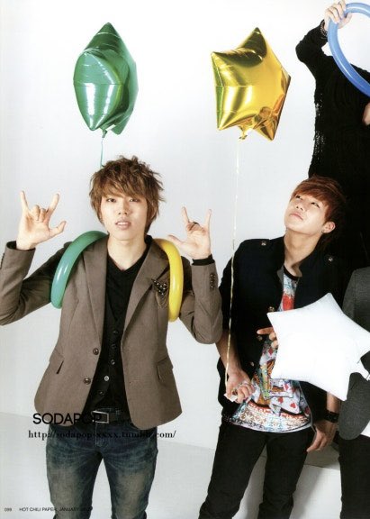 infinite_zip's tweet image. INFINITE, Hot Chili Paper, 2012.

#INFINITE #인피니트