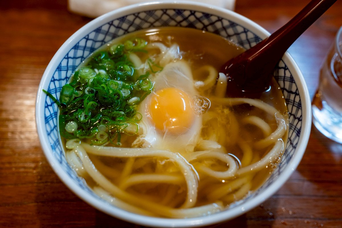 新宿の焼肉と大阪のたこ焼きとうどん