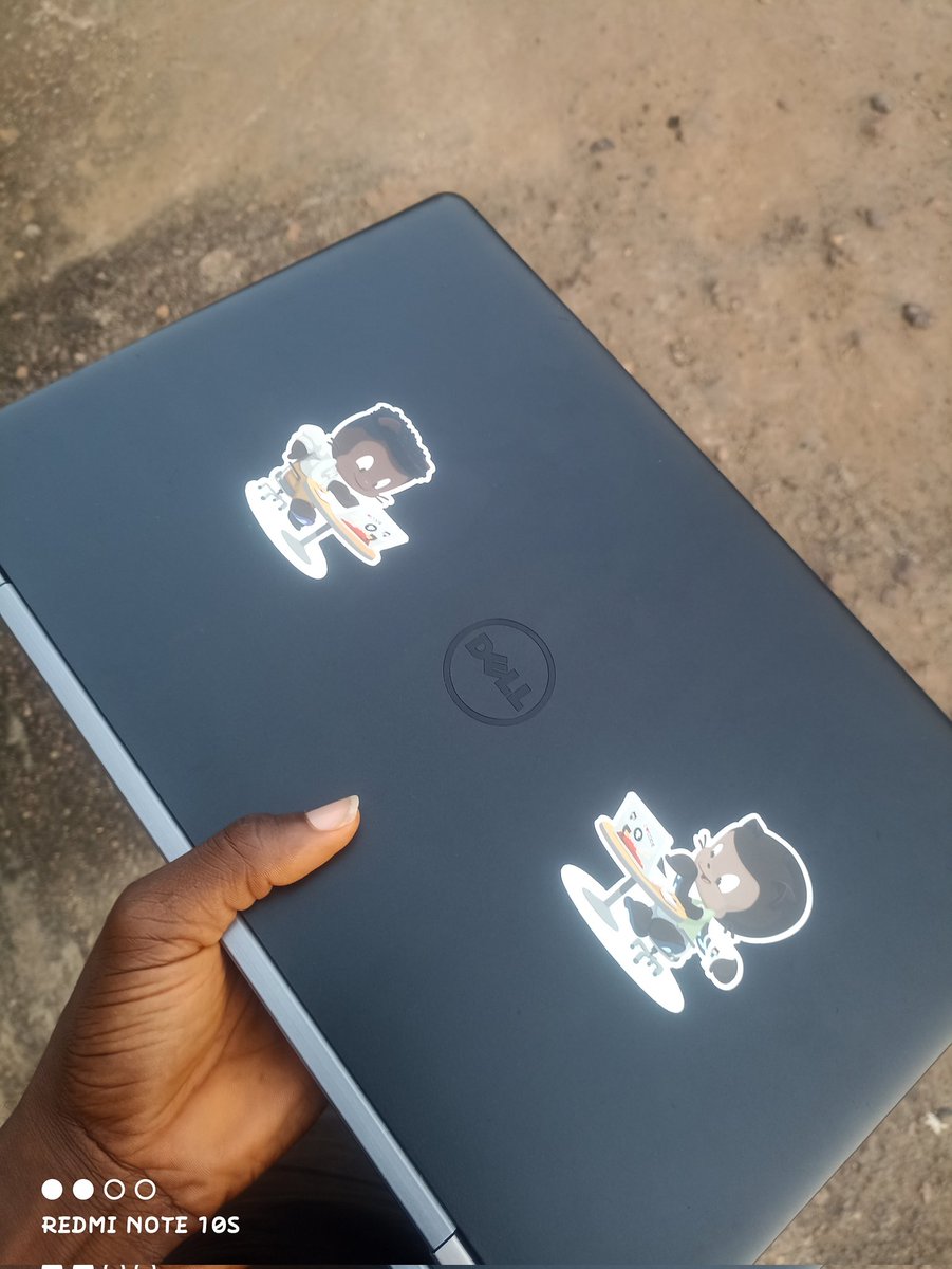 _codebro's tweet image. From Fujitsu life book A530 to Dell precision 3510

God did!!!

Thank you Javascript 💛