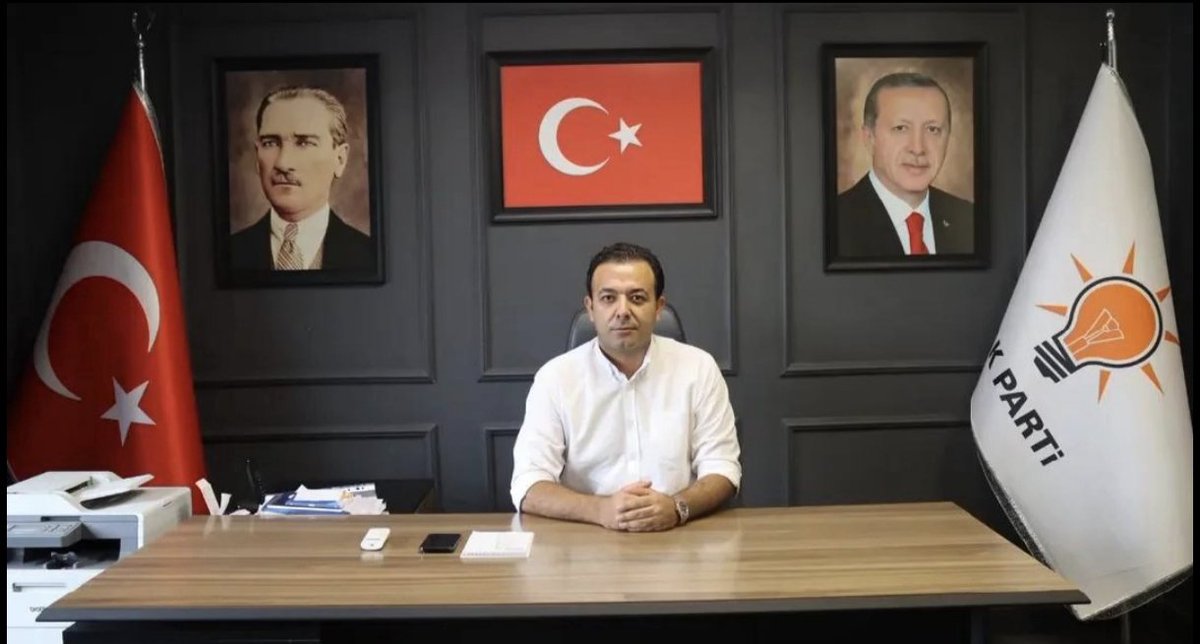 Bugün İl Başkanlığımızda nöbet görevini İl Yönetim Kurulu Üyemiz Ahmet Aslan Gülter üstleniyor.

AK Parti, milletin partisidir.
Kapımız da, gönlümüz de her daim milletimize açıktır.🇹🇷

Sizleri, görüşlerinizi paylaşmak ve önerilerinizi iletmek üzere il başkanlığımıza