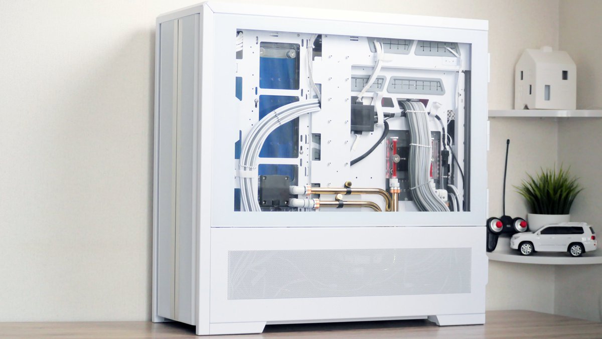 toru_mod_pc's tweet image. Lian Li V3000 PLUS GGF EDITION で製作した巨大本格水冷PC完成しました🫧
タイムラプス動画は後日公開します🎥
#LianLi #Bitspower #ASRock #Ryzen #PowerColor #ZADAK #GGF #SleevingJapan