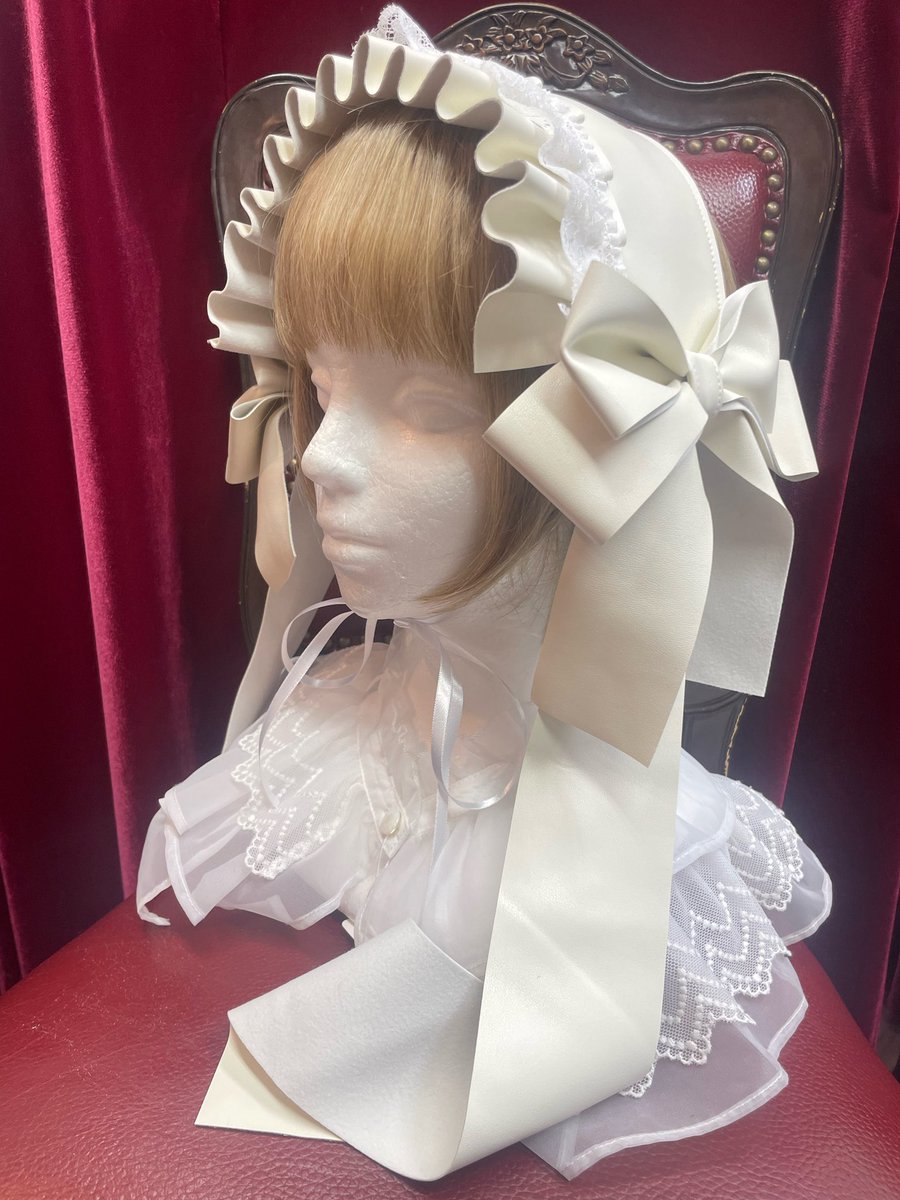 アトリエピエロ エストレージャス デビルホーンヘッドドレス 白 2.3枚