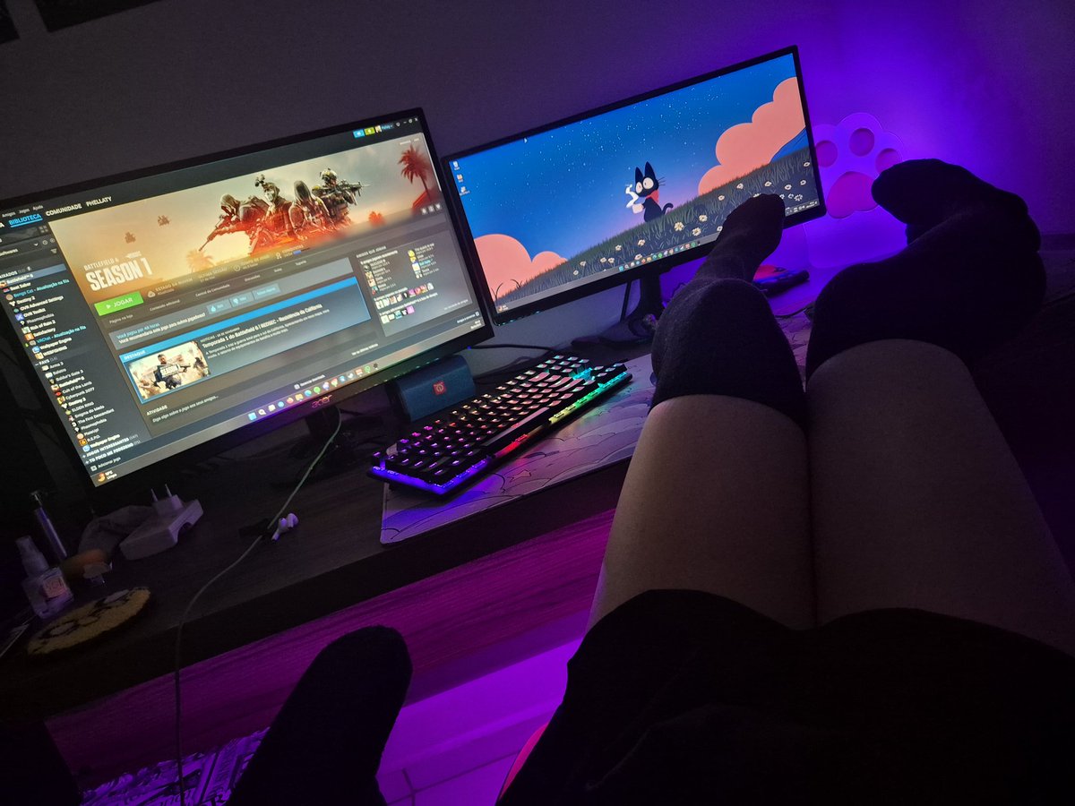 Phellatyyy's tweet image. Dessing properly to play bf6 ;3