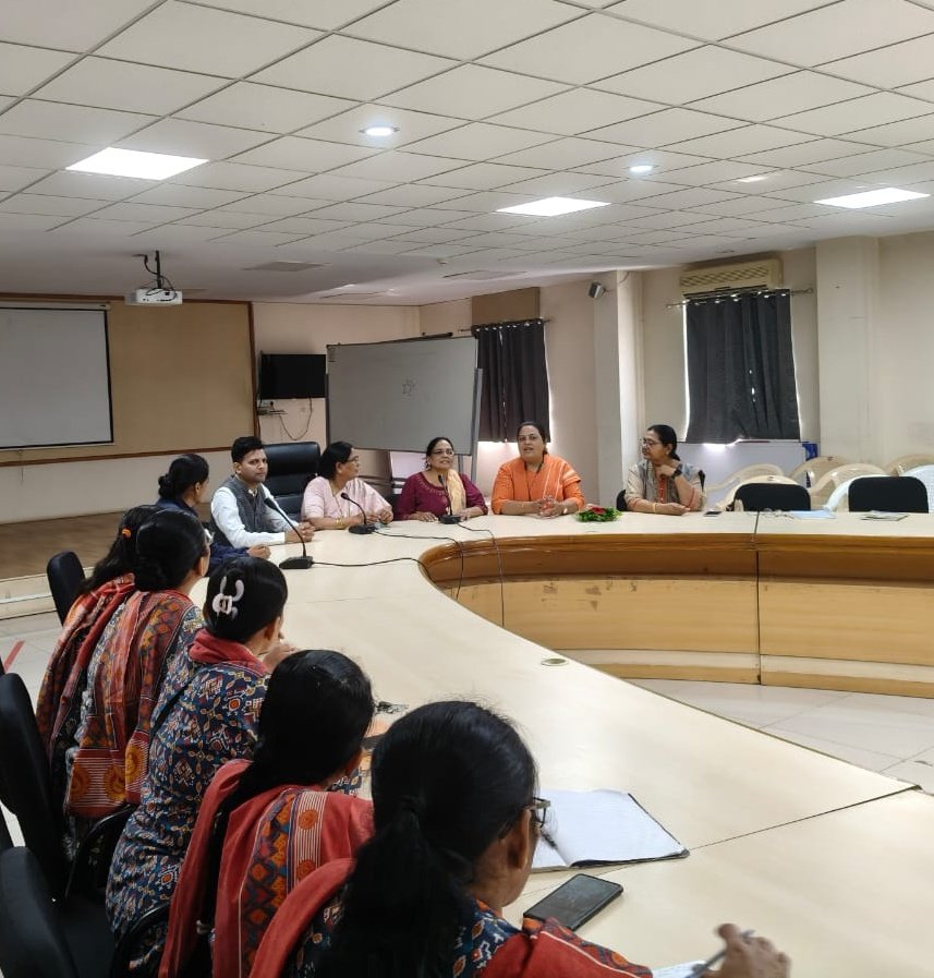 India_NHRC's tweet photo. NHRC Member, Smt Vijaya Bharathi Sayani interacted with Anganwadi teachers in Rajkot, Gujarat on 18th Nov 2025. She found that they have heavy workloads, low salaries, poor facilities, inaccess to Govt welfare schemes. https://t.co/37iEFSyqNY