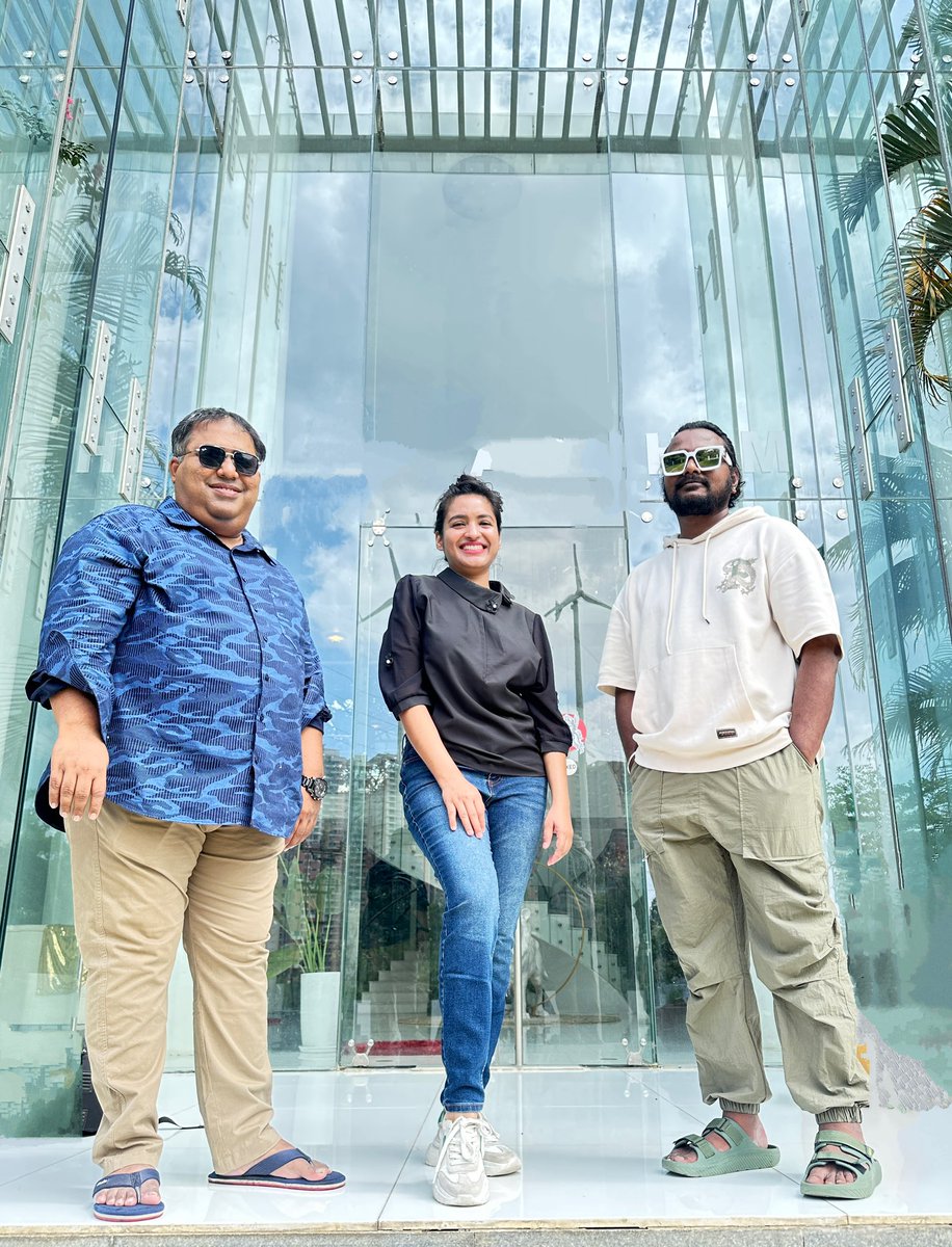 Nikil Murukan tweet media