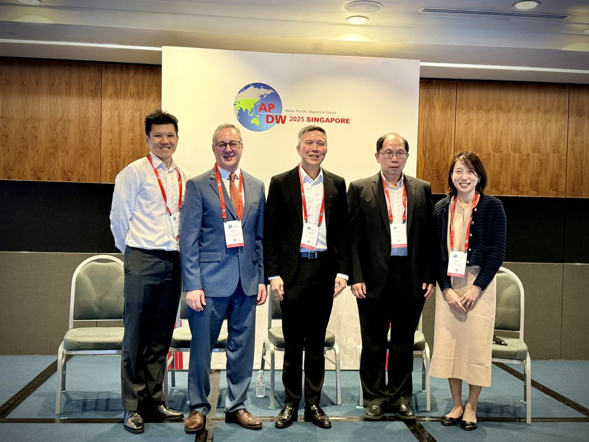 DrYoonAn's tweet image. Johnson &amp;amp; Johnson symposium at @APDW2025 was awesome — learned so much about optimising guselkumab use. Great chair, great speakers!