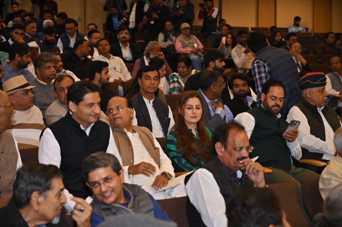 amitmalviya's tweet image. At an event honouring Michelle Bachelet with the Indira Gandhi Peace Prize, the Congress chose to seat Jagdish Tytler as a prominent guest.

This is the same Tytler whose involvement in the 1984 Sikh killings has been established beyond doubt through testimonies, commissions, and…