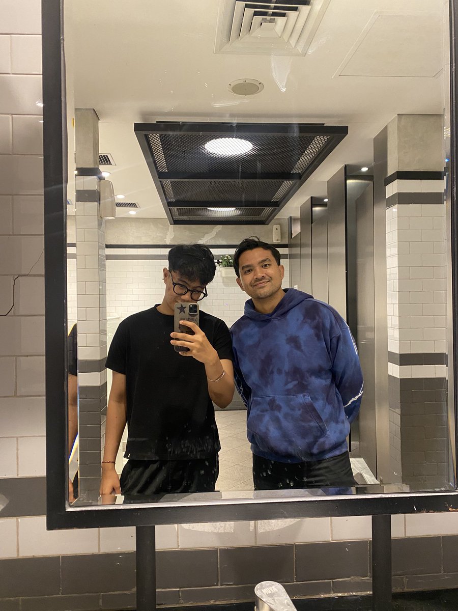 ujanmalem's tweet image. nonton ama bro