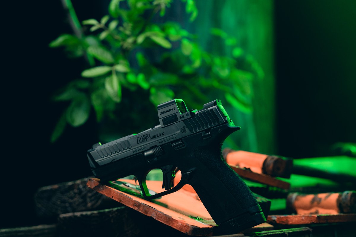 OsightWorld's tweet image. 🔫 Lock &amp;amp; Load. Ready for Action. 🔥
·
·
·
Sharper sighting leads to better skills.

#Osight #TacticalGear #LockAndLoad #ReadyForAction #GearUp #Precision #NoLimits