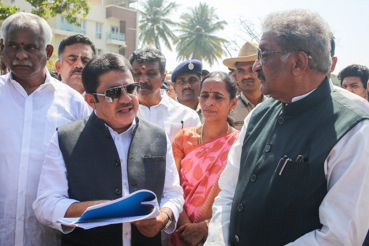 thekjgeorge's tweet photo. Today, I, along with Housing Minister Shri @BZZameerAhmedK, visited the slums of KHB Colony, Janakirama Layout, and Kacharakanahalli Lake in the #SarvagnaNagarConstituency.

We discussed the construction of new houses and facilities to provide essential support to 457 families who have been deprived of proper housing for many decades. The visit included detailed site inspections and discussions aimed at expediting the rehousing process. Additional District Collector Shri Jagadish Naik, officials from the Housing Department, and local leaders were also present on the occasion.

This collaborative effort underscores the government’s commitment to improving living conditions and ensuring the welfare of people in the constituency and across #Karnataka.

@CMofKarnataka @INCKarnataka @KarnatakaVarthe