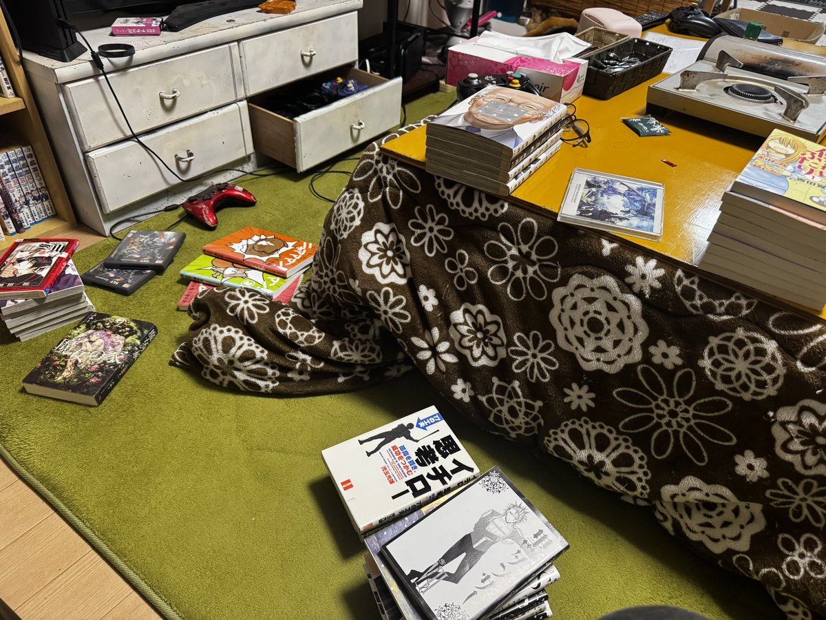 gichi_kanda's tweet image. んー、漫画が増えすぎたので断捨離しようにも、神作が多い