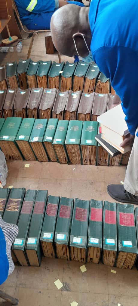 Zim_Archives's tweet image. Ending NDS1 on a high note! The National Archives is setting up the 13th Community Archives in Bulawayo Province. Empowering communities to preserve their heritage, leaving no one and no place behind.
#LeavingNoOneBehind #NDS1 #CommunityArchives #Bulawayo #NationalArchivesZW