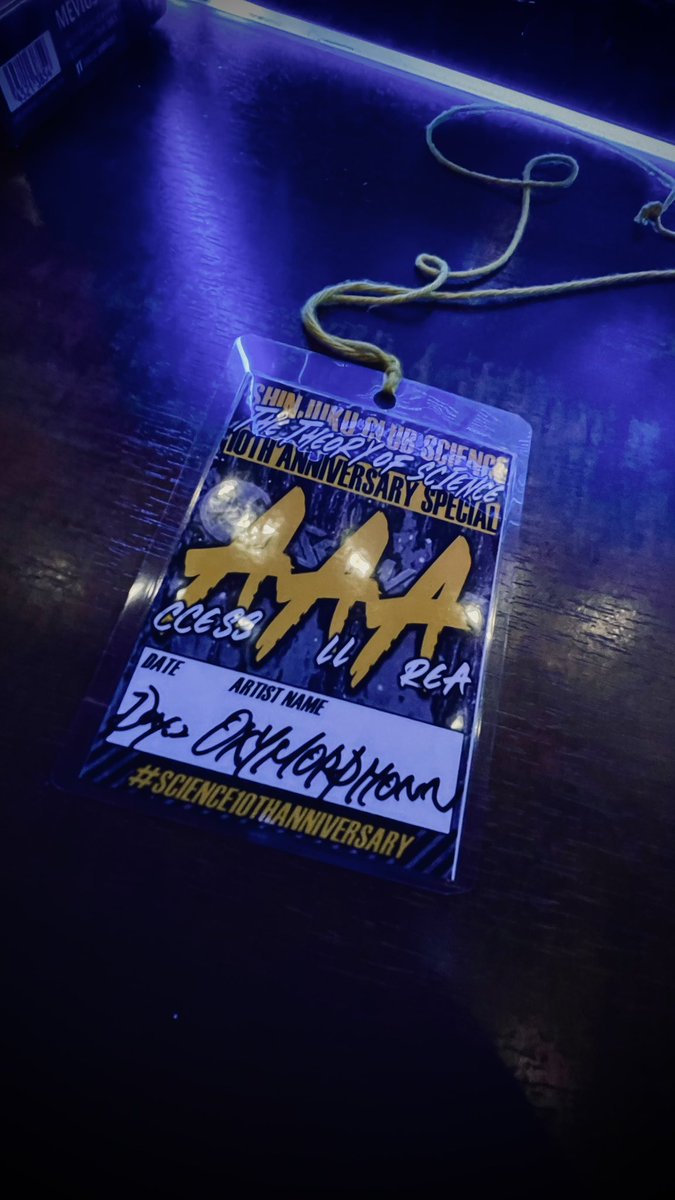 MaT_RONOVELL's tweet photo. 11/19 (水) 新宿 LOFT BAR🍸
OXYMORPHONN さん サポート🥁
𝐓𝐡𝐚𝐧𝐤 𝐲𝐨𝐮♡
改めて SCIENCE 10周年
おめでとうございます🎊
ここまでずっと暴れられるのも
SCIENCEがあったからこそ😌😌
これからもたくさんお世話になります。
尊敬する兄貴達に囲まれて
幸せな空間でした!!
#OXYMORPHONN https://t.co/JvO0cyjG0X