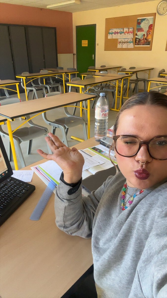 dans ma super salle de cours