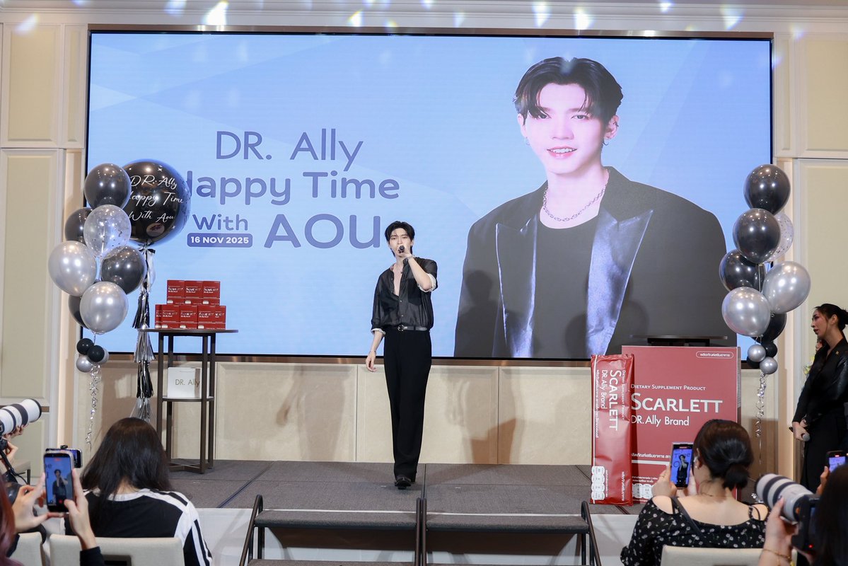DrAllyBrand's tweet image. ภาพบรรยากาศงาน DR.Ally Happy Time With Aou 

📆 16 Nov 2025

🖇️shorturl.asia/5e2N1

#DrAllyScarlett
#DrAlly #DrAllyThailand
#aou_tnbknr #เหล่าเดซี่ของอู๋