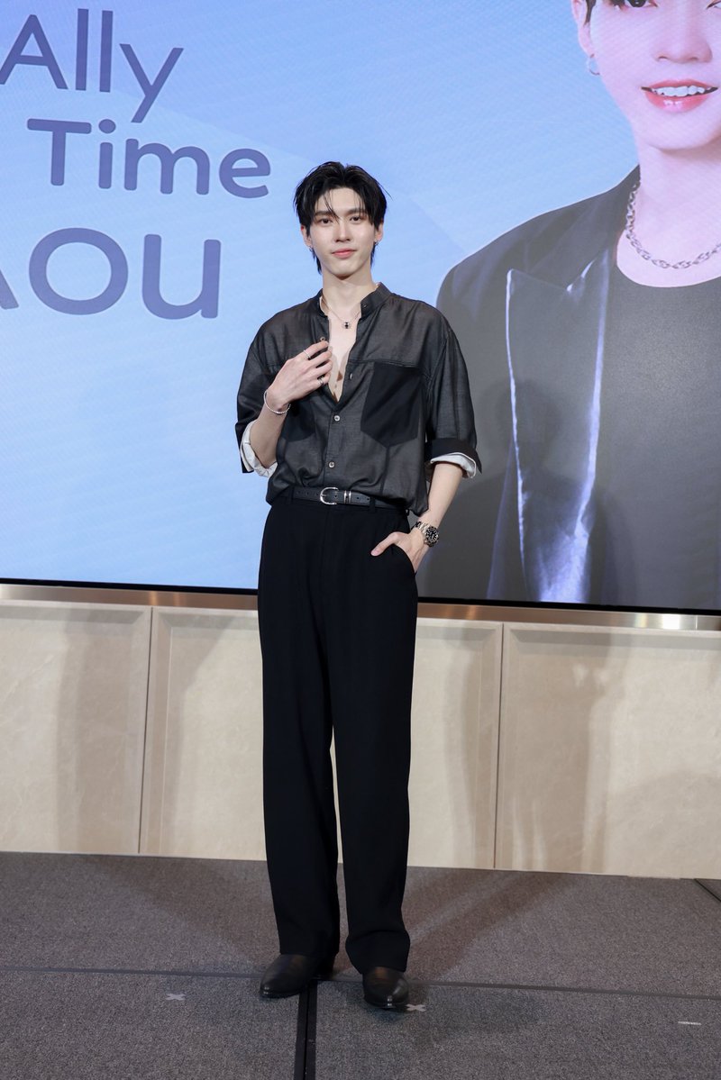 DrAllyBrand's tweet image. ภาพบรรยากาศงาน DR.Ally Happy Time With Aou 

📆 16 Nov 2025

🖇️shorturl.asia/5e2N1

#DrAllyScarlett
#DrAlly #DrAllyThailand
#aou_tnbknr #เหล่าเดซี่ของอู๋