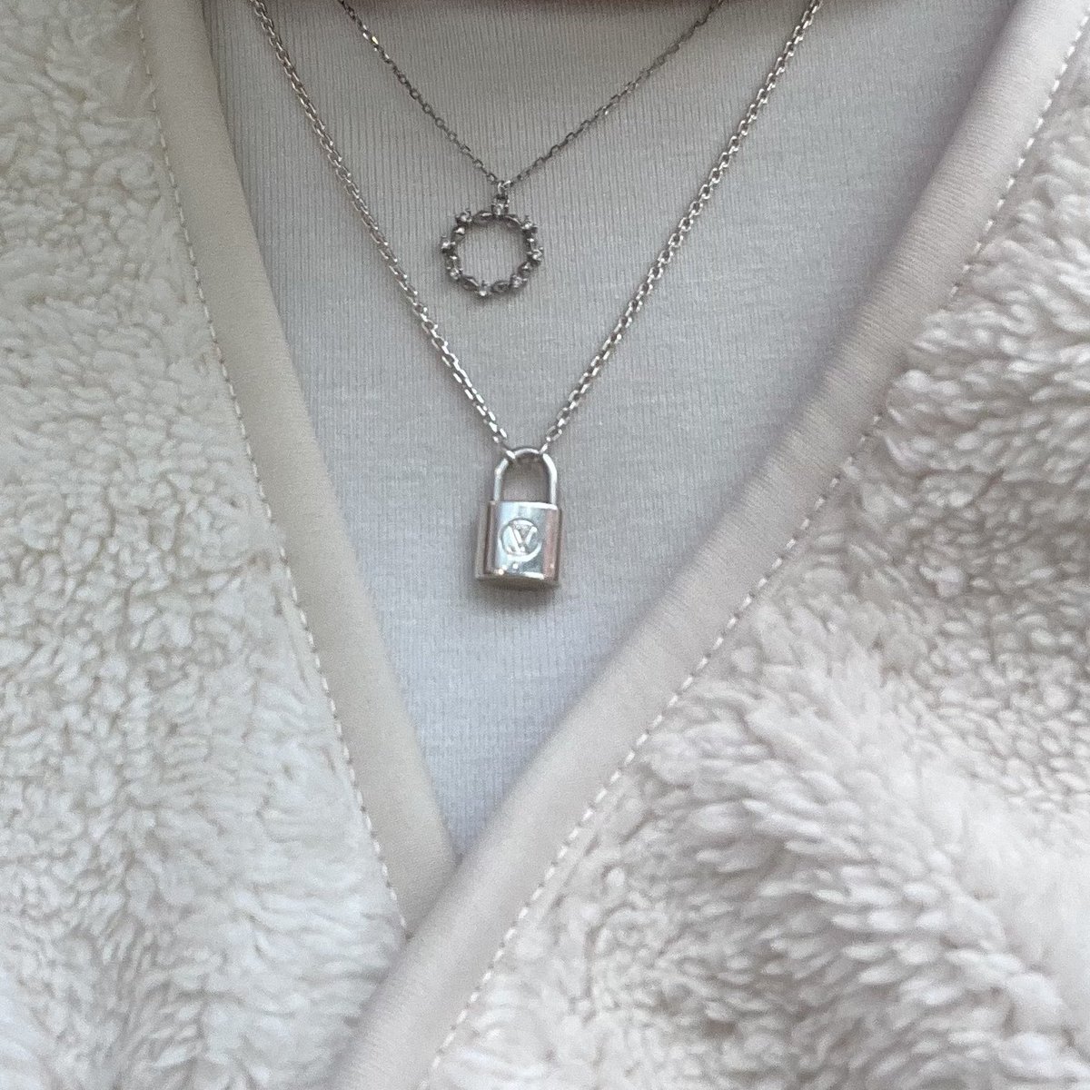 hyunjinmylightx's tweet image. 🤍🔒 #MakeaPromise