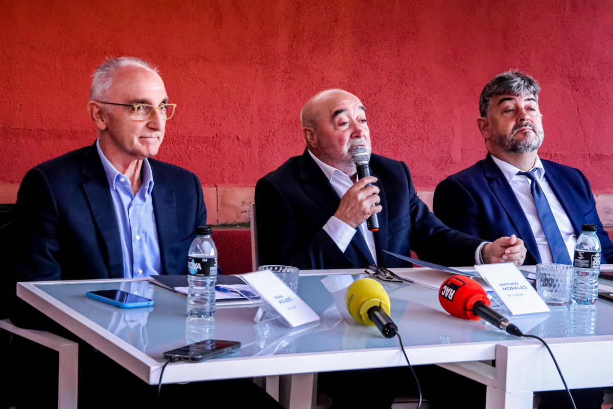 🔴 𝐂𝐨𝐦𝐮𝐧𝐢𝐜𝐚𝐭 𝐨𝐟𝐢𝐜𝐢𝐚𝐥

 𝑳𝒂 𝒇𝒐𝒓𝒄̧𝒂 𝒕𝒓𝒂𝒏𝒔𝒇𝒐𝒓𝒎𝒂𝒅𝒐𝒓𝒂 𝒅𝒆𝒍𝒔 𝒄𝒍𝒖𝒃𝒔

Una unió necessària pel futur del #futbolcat