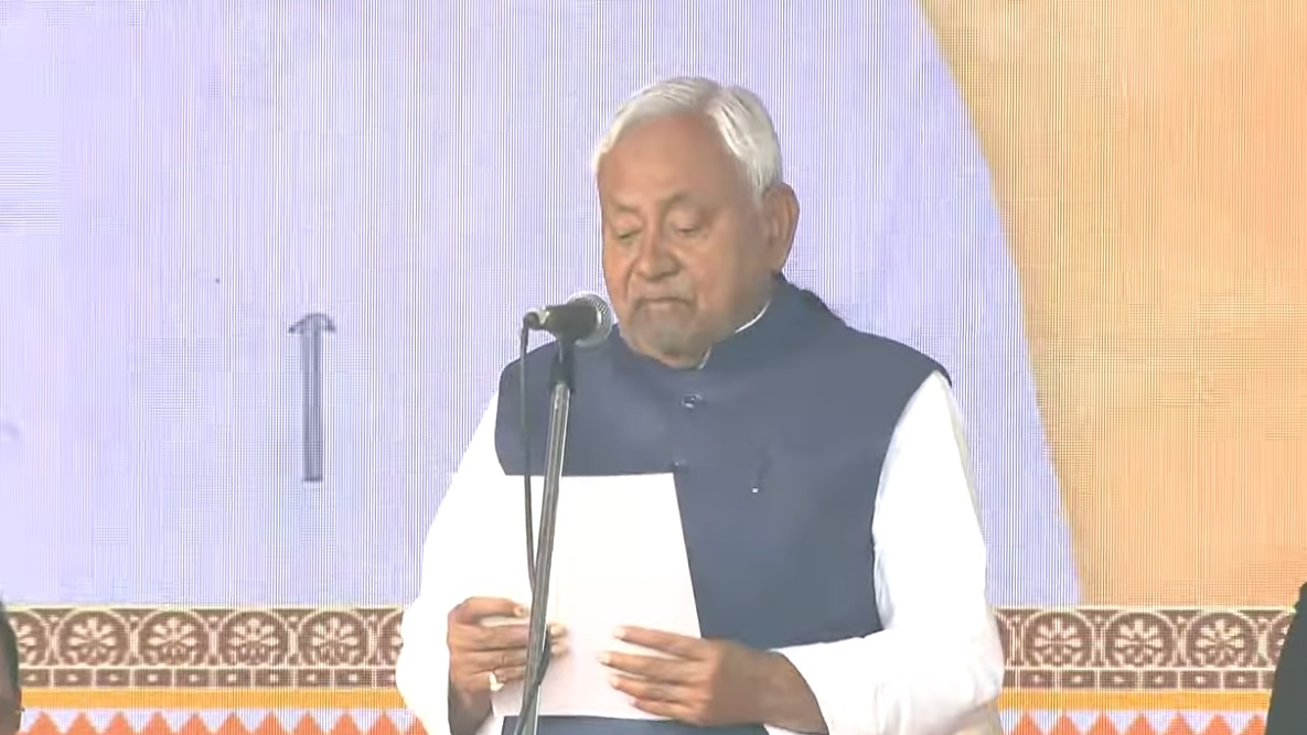 JagbaniOnline's tweet image. ਨਿਤੀਸ਼ ਕੁਮਾਰ 10ਵੀਂ ਵਾਰ ਬਣੇ ਬਿਹਾਰ ਦੇ ਮੁੱਖ ਮੰਤਰੀ, ਦੇਖੋ ਖਾਸ ਤਸਵੀਰਾਂ
#NitishKumar #BiharChiefMinister #Oath #PMNarendraModi