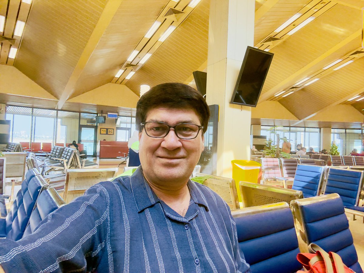 شکرالحمداللہ ۔ 💕❤️
سلام دوستو ۔ میں عمرے کی ادائیگی کے لئے روانہ ہو رہا ہوں تمام  دوستوں کے لئے نیک تمنائیں ۔🥰
تمام دوستو ، بھائیوں اور چاہنے والوں کے لئے بہت ساری دعائیں اللہ پاک میرا سفر قبول فرمائے ۔ آمین