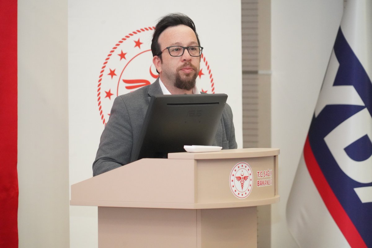 “Beyin Ölümü ve Donör Bakımına Yaklaşım” Eğitimi Tamamlandı.
kayseriism.saglik.gov.tr/TR-367339/beyi…
<a href="/Dr_Mehmet_Ersan/">Mehmet ERŞAN</a> 
<a href="/kayserihastane/">Kayseri Şehir Hastanesi</a> 
<a href="/ksmgovtr/">Kayseri İl Sağlık Müdürlüğü</a> 
<a href="/sbshgm/">Sağlık Hizmetleri Genel Müdürlüğü</a> 
<a href="/saglikbakanligi/">T.C. Sağlık Bakanlığı</a>