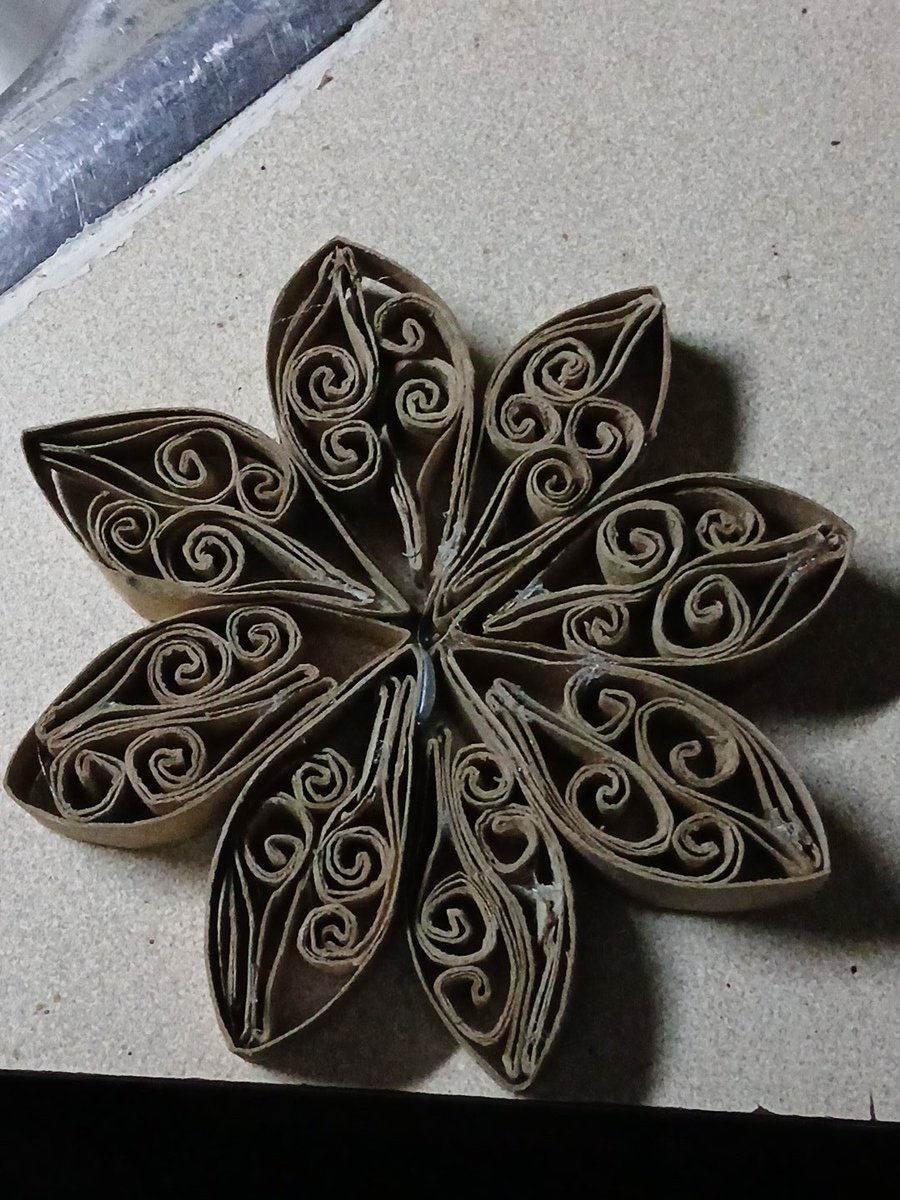 LarickAlex's tweet photo. Just made this with my hands feeling crafty. $Allarick2015 https://t.co/EQZnSfX2s2