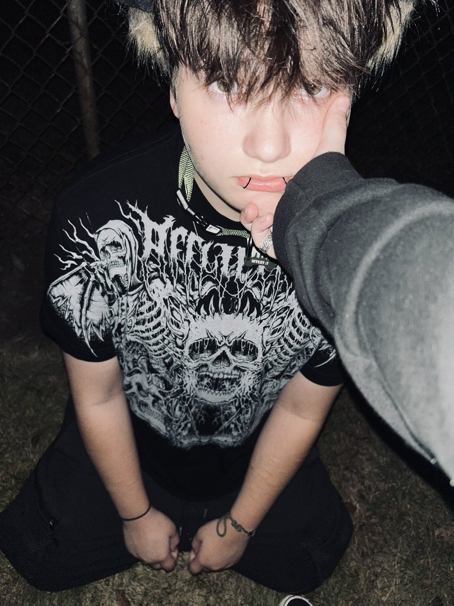 Myles🐾🔞 tweet media