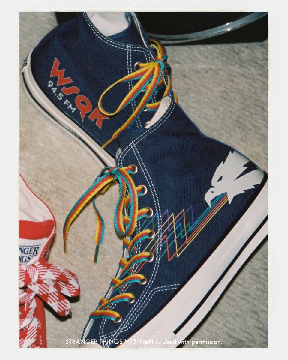 cmf0703's tweet photo. お手伝いしたST5コラボ②
ST5の舞台の年代のconverse広告を
オマージュしたようなイメージになっております。

#StrangerThings #Netflix https://t.co/xVKVXxW4Wn