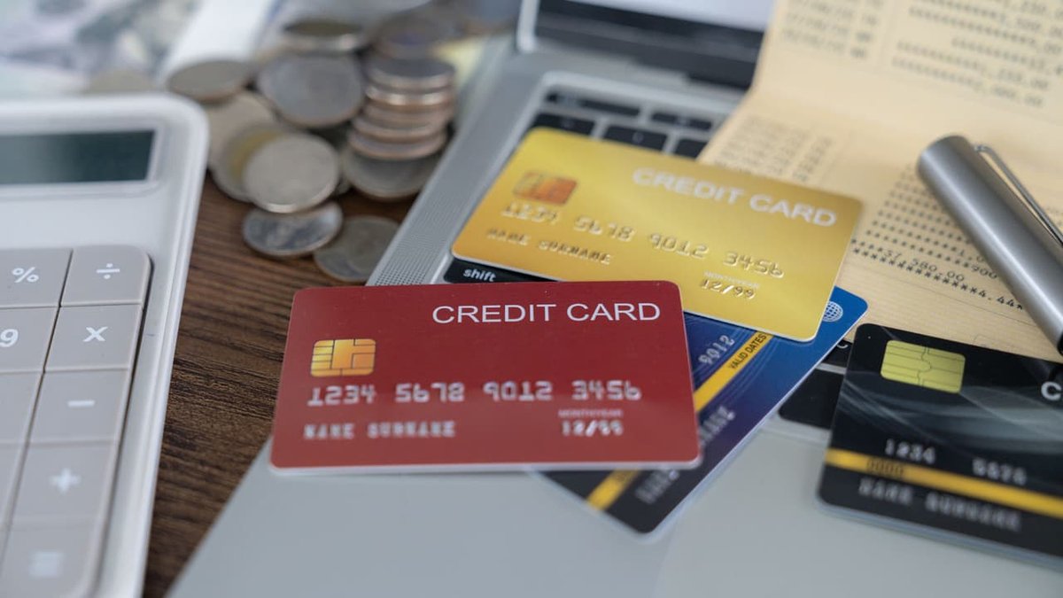 AsianetNewsHN's tweet image. क्रेडिट कार्ड का बिल नहीं भर पाए? जानिए लेट फीस से बचने का तरीका
#Credit #creditcard #creditcardguide #Tips #BusinessNews 
hindi.asianetnews.com/business-news/…