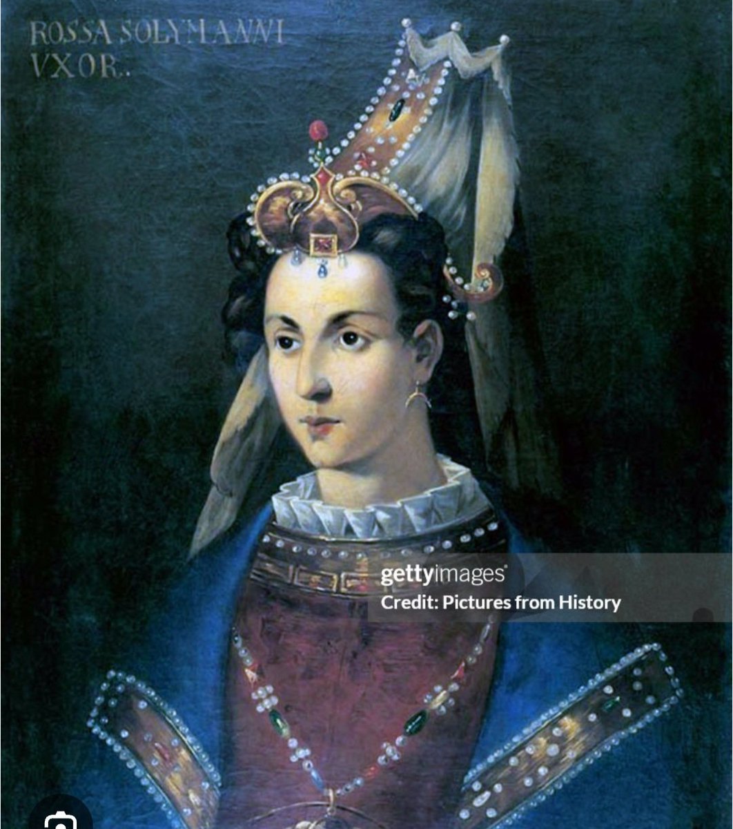 Hajja757's tweet photo. @bgyetherr the headdress must be like this.  Sultana looks. https://t.co/3bpZqaJ3hi