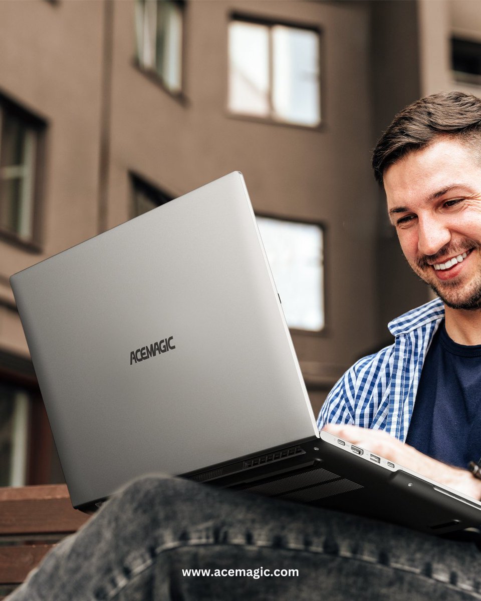 Acemagic_MiniPC's tweet image. 💻 Work from anywhere! The ACEMAGIC Laptop blends power with elegance⚡️
Grab yours before it’s gone 👉 𝗮𝗰𝗲𝗺𝗮𝗴𝗶𝗰.𝗰𝗼𝗺
🏷️ Use code ACEFAN3 🛒💨 (Combine with other codes for more Discount!) 😲🔥

🔗 bit.ly/AceMagic_Laptop

#ACEMAGICLaptop #laptop #acemagic…