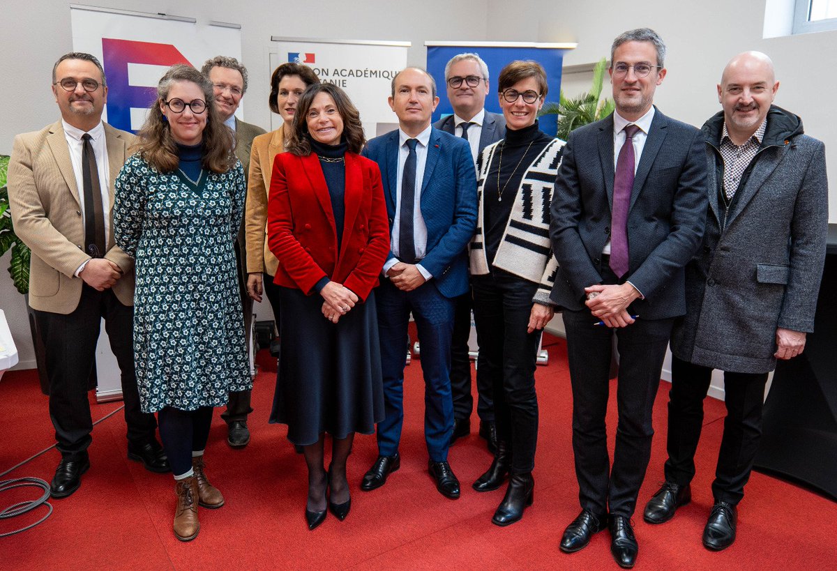 BenmiloudKarim's tweet photo. 🏗 Avec @CDrucker_Godard & @Occitanie, hier, à Carcassonne, aux Assises de la Formation Professionnelle, qui ont réuni près de 500 chefs d'établissement, DDFPT, CFC, inspectrices & inspecteurs, et les partenaires du monde socio-économique
#apprentissage #voiepro #forrmation #sco https://t.co/rlYtBkXh3B