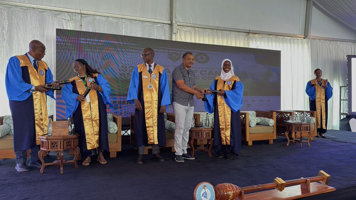 AnesthesiaUg's tweet photo. @anaesthesia_KE @canecsa Today also marks a major milestone: the graduation of the 3rd cohort of CANECSA Fellows 🎓 — celebrating excellence, dedication, and the next generation of leaders in anaesthesia care.

Stay tuned for highlights and key moments from this impactful event! https://t.co/1dwAKNJkvT