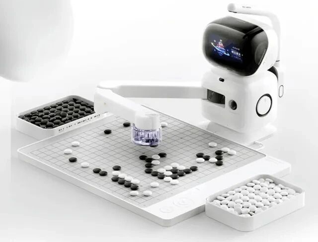 XianyangT's tweet image. 🚀🤖The Xianyang AI Education &amp;amp; Research Base in Xianyang Hi-Tech Zone is about to launch! A super lab of artificial intelligence and a dream incubator for innovation, it offers every curious mind a stage to explore.
#CharmingShaanxi #YoungHitech #FutureLearning #STEMEducation