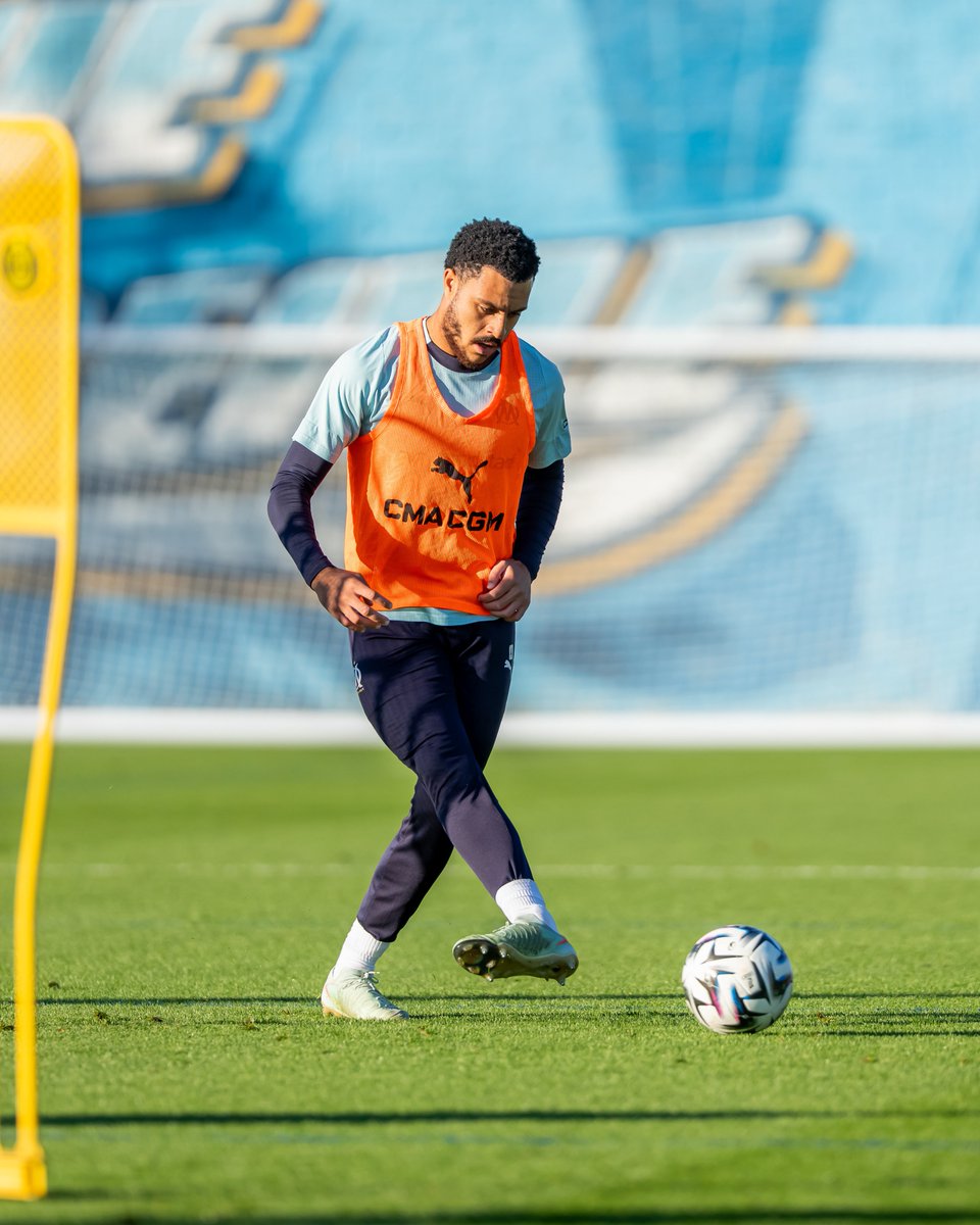 OM_Officiel's tweet image. 𝐉-𝟏 𝐚𝐯𝐚𝐧𝐭 #𝐎𝐆𝐂𝐍𝐎𝐌 🔜⚔️

#TrainingSession by @randstad_france 🏃‍♂️
