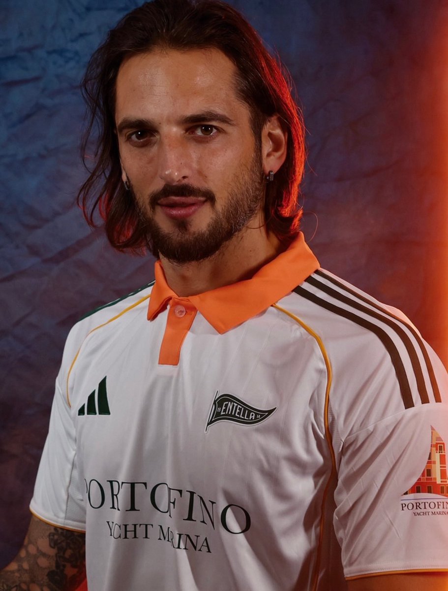 Virtus Entella have revealed  new fourth kit and it’s the most MLS looking kit I’ve seen from a club outside of the US. 

I don’t know how to explain it. It’s just screams Philadelphia or something.