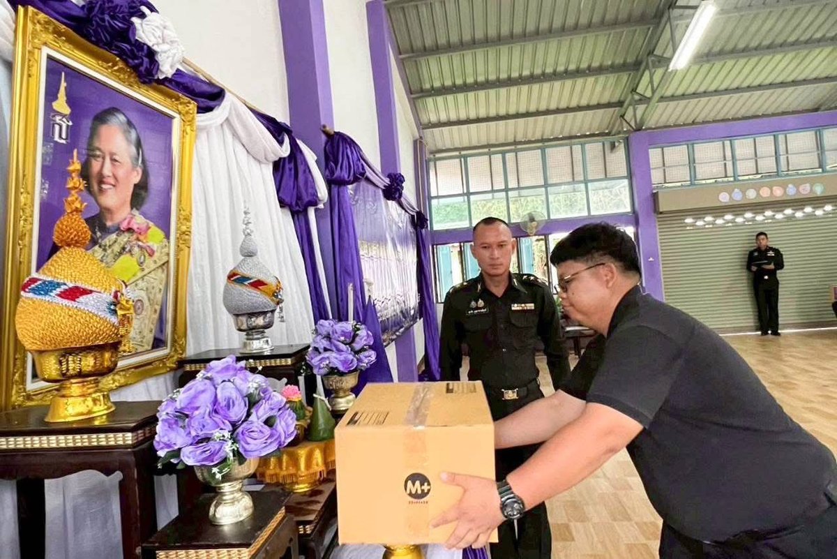 army2pr's tweet image. กองพันทหารราบที่ 2 กรมทหารราบที่ 13 จัดพิธีมอบเมล็ดพันธุ์พืชพระราชทาน และพันธุ์สัตว์ปีกพระราชทาน (เป็ดเทศกบินทร์บุรี) จำนวน 800 ตัว ให้กับ ส่วนราชการ, ประชาชนในพื้นที่จังหวัดอุดรธานี และคณะครูโรงเรียนในโครงการทหารพันธุ์ดี &quot;ชุมชนเบิกบาน อาหารปลอดภัย&quot;