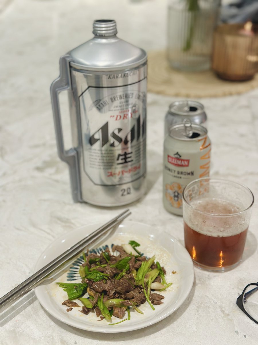 Simpleme tweet media