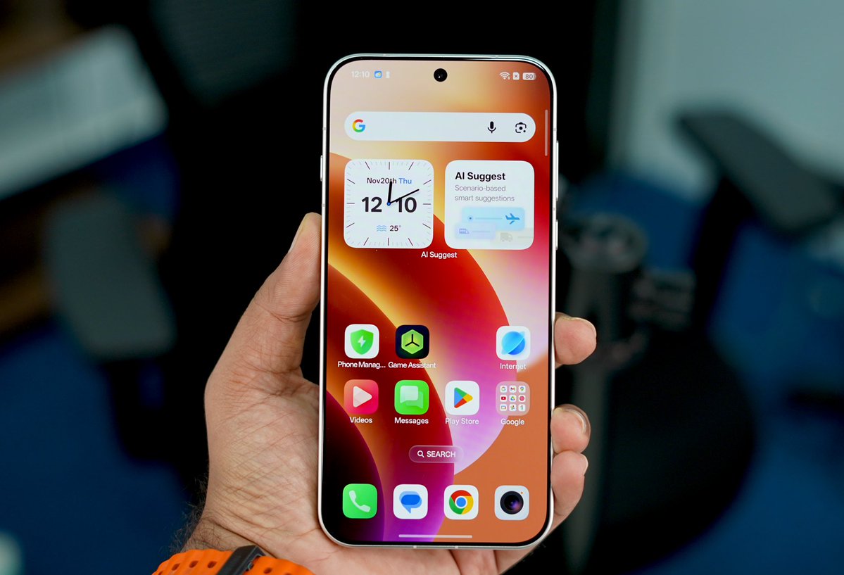 MrPerfectTech's tweet image. How slim you want the bezels to be?
OPPO : Yes!