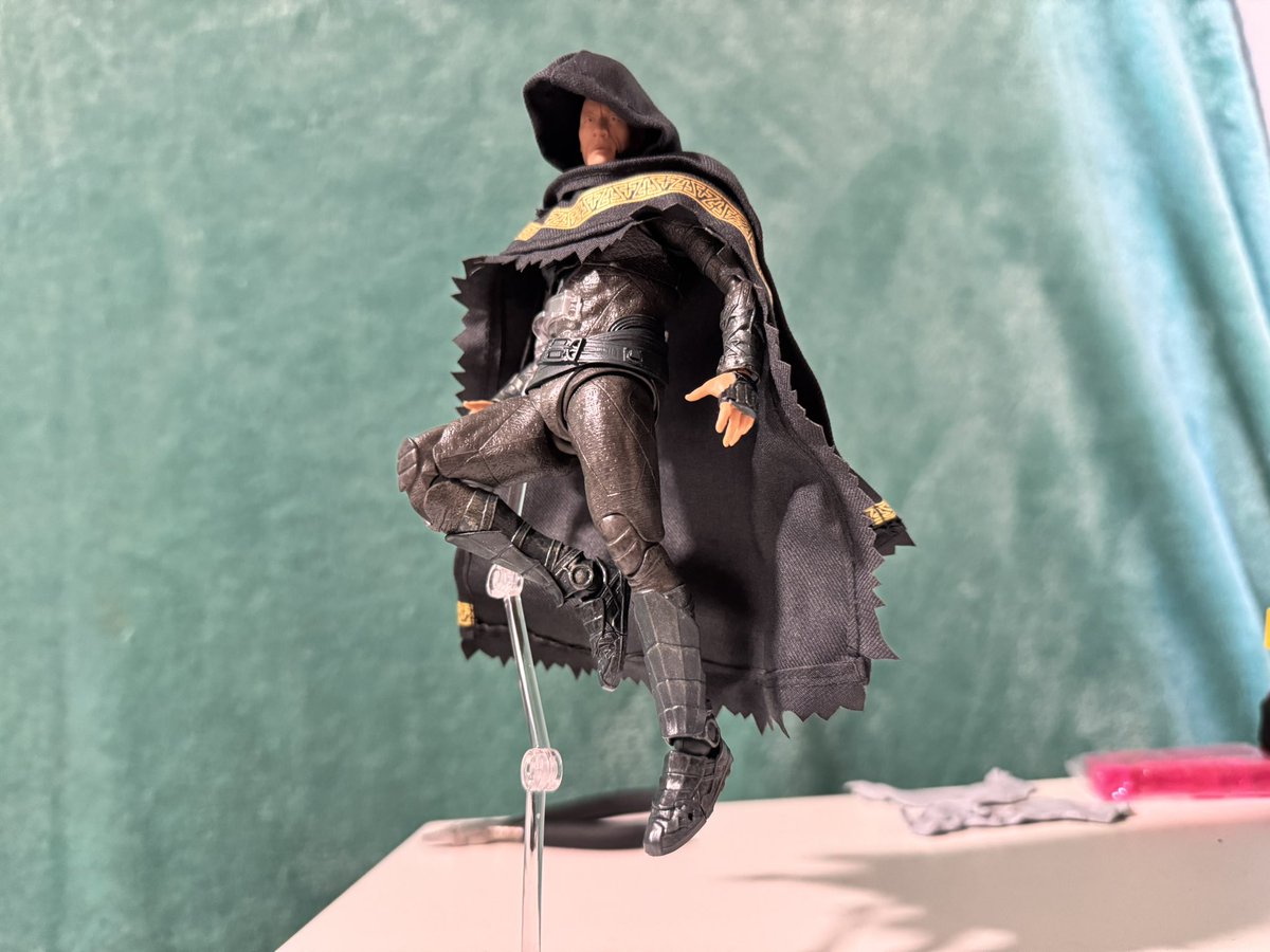 bunzobuggo's tweet image. Hey look it’s Dwayne The Rock