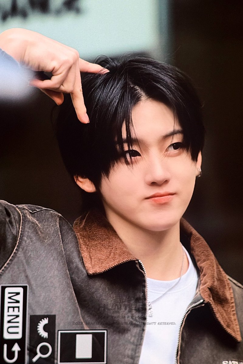 𝙢𝙮 𝙝𝙪𝙣𝙩𝙚𝙧 tweet media