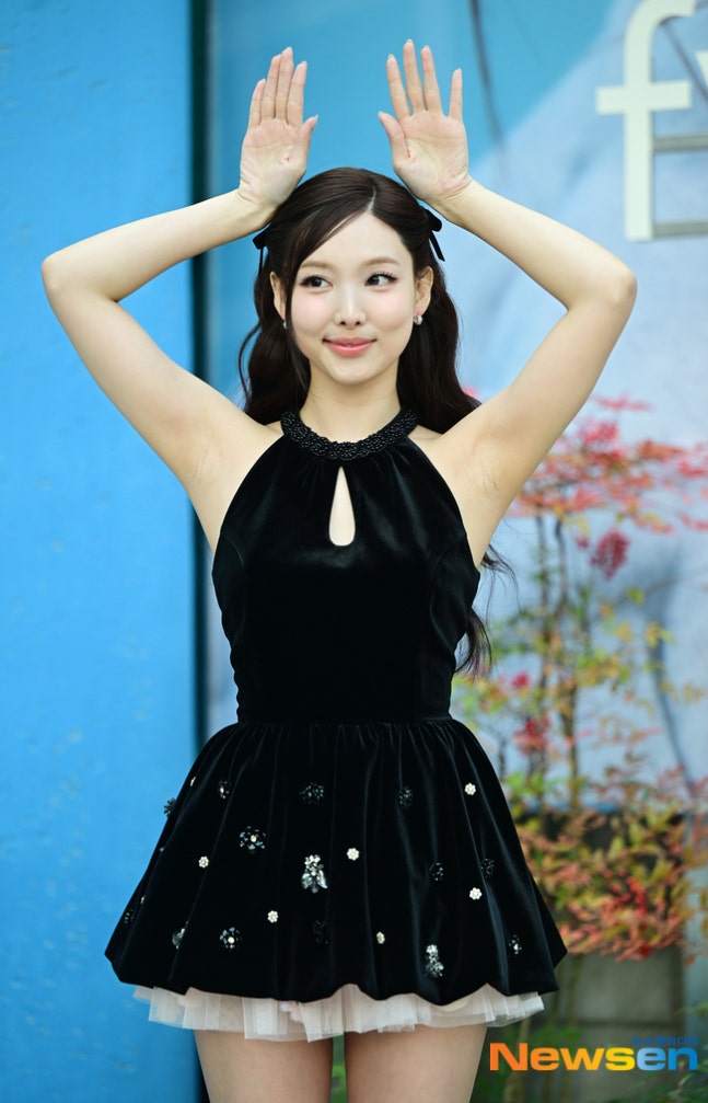 PHOTO】TWICE ナヨン、コスメブランド「fwee」イベントに出席（動画