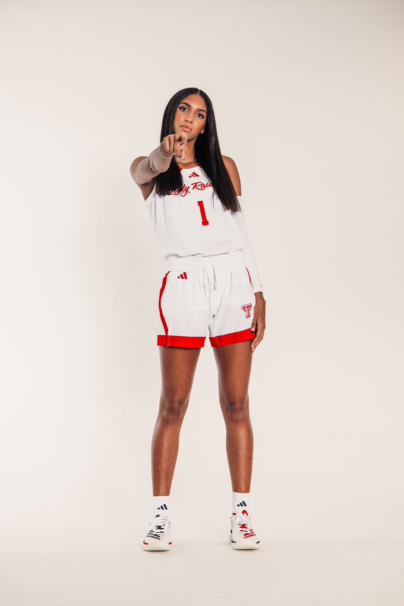 Going to bed knowing that one Bristow(Kei10) just balled out, AND, another Bristow (👑JB1) will be balling out later today‼️<a href="/KeitennB/">Keitenn Bristow</a> <a href="/BristowJalynn/">Jalynn Bristow 👸🏽</a> 🩵